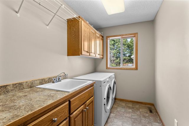 3642 Maple Drive S, Cambridge, MN 55008