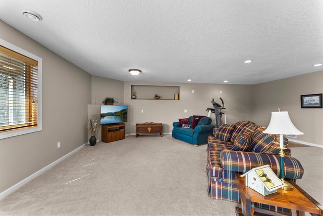 3642 Maple Drive S, Cambridge, MN 55008