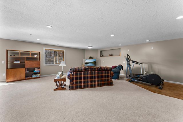 3642 Maple Drive S, Cambridge, MN 55008