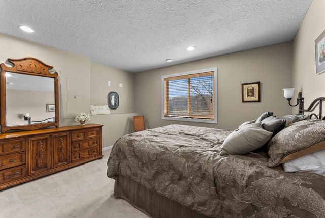 3642 Maple Drive S, Cambridge, MN 55008