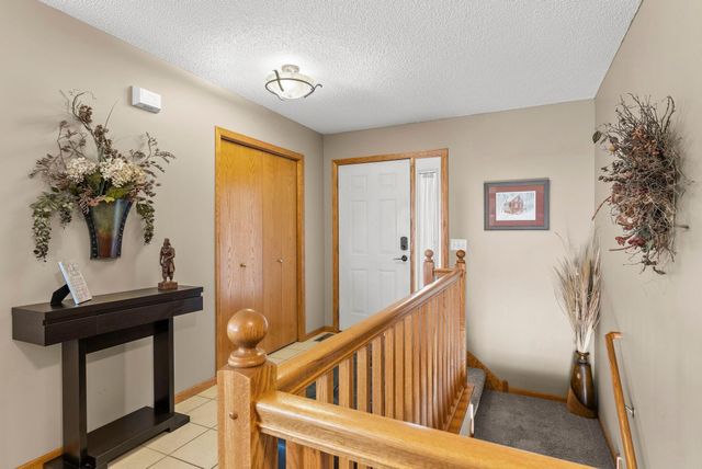 3642 Maple Drive S, Cambridge, MN 55008