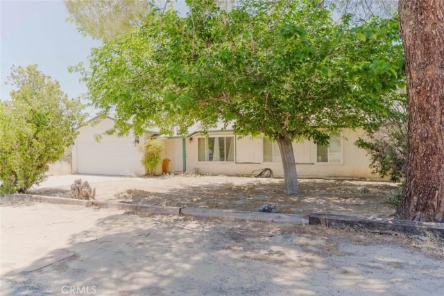 40155 176th Street East, Palmdale, CA 93591
