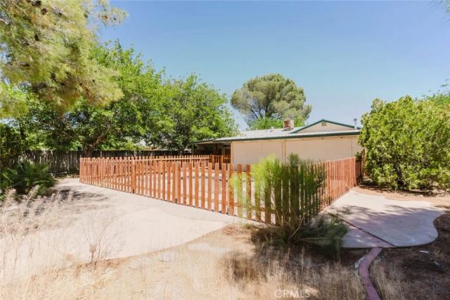 40155 176th Street East, Palmdale, CA 93591