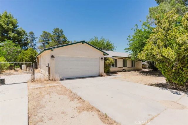 40155 176th Street East, Palmdale, CA 93591
