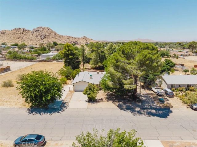 40155 176th Street East, Palmdale, CA 93591