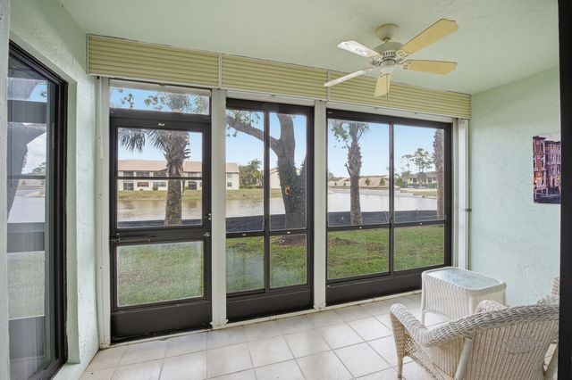 4725 Lucerne Lakes Blvd Boulevard E 110, Lake Worth, FL 33467