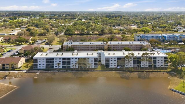 4725 Lucerne Lakes Blvd Boulevard E 110, Lake Worth, FL 33467