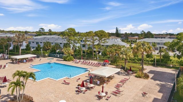 4725 Lucerne Lakes Blvd Boulevard E 110, Lake Worth, FL 33467