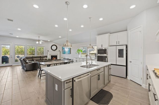 343 Sugarcane, New Braunfels, TX 78132