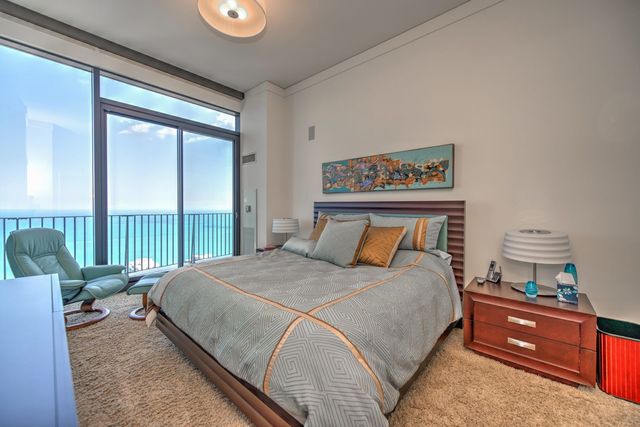 225 N Columbus Drive 8006, Chicago, IL 60601