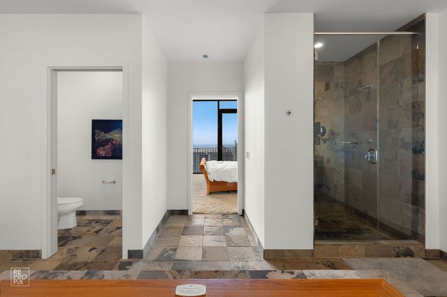 225 N Columbus Drive 8006, Chicago, IL 60601