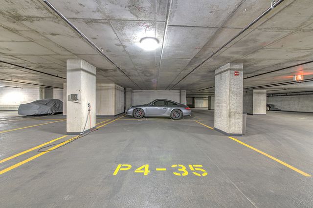 225 N Columbus Drive 8006, Chicago, IL 60601
