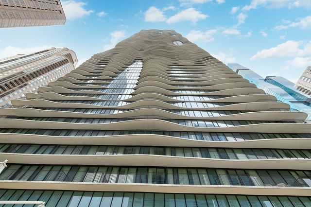 225 N Columbus Drive 8006, Chicago, IL 60601