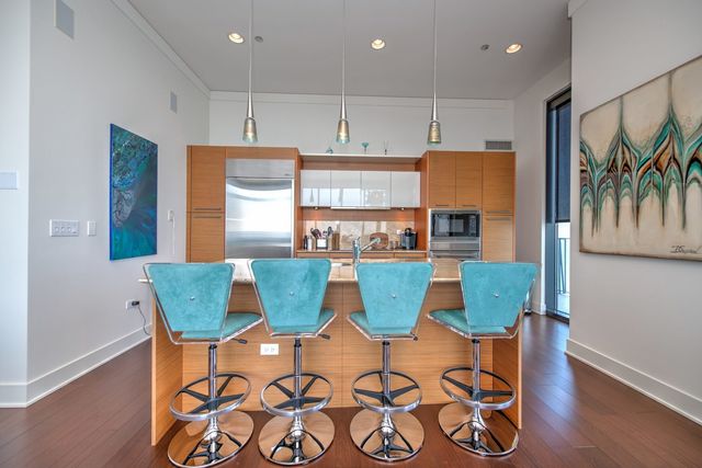225 N Columbus Drive 8006, Chicago, IL 60601