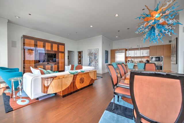 225 N Columbus Drive 8006, Chicago, IL 60601