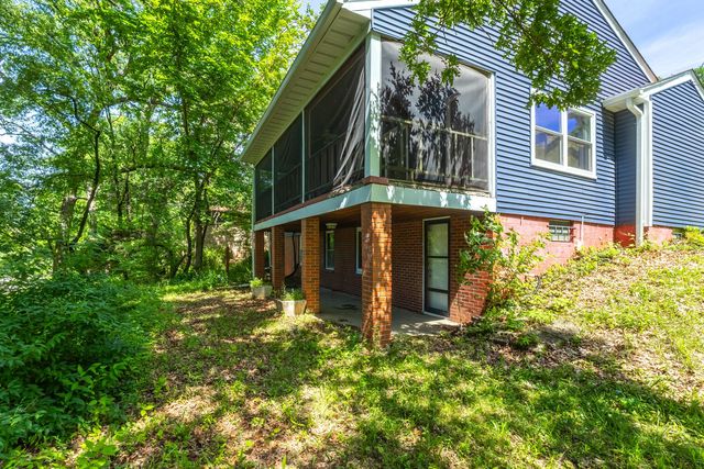 1218 20TH Ave Way, East Moline, IL 61244