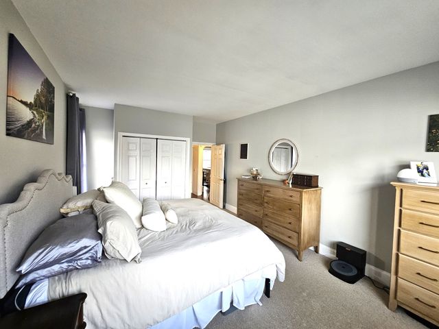 209 River Road, Lincoln, RI 02865