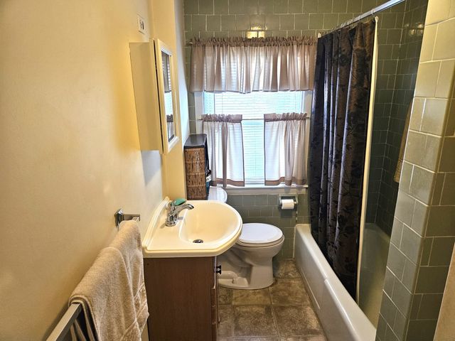 209 River Road, Lincoln, RI 02865
