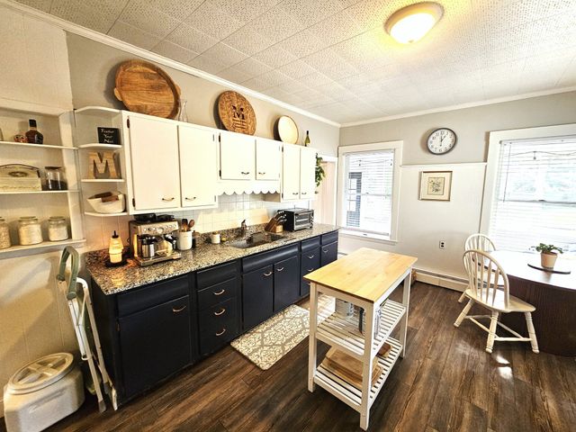 209 River Road, Lincoln, RI 02865