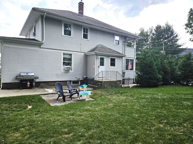 209 River Road, Lincoln, RI 02865