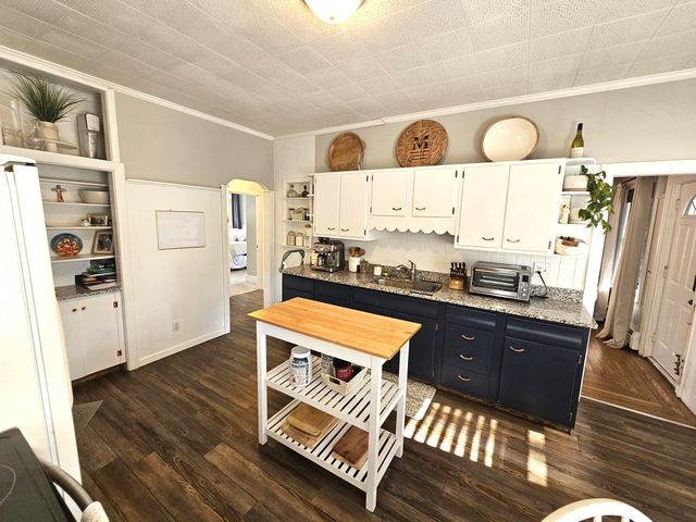 209 River Road, Lincoln, RI 02865