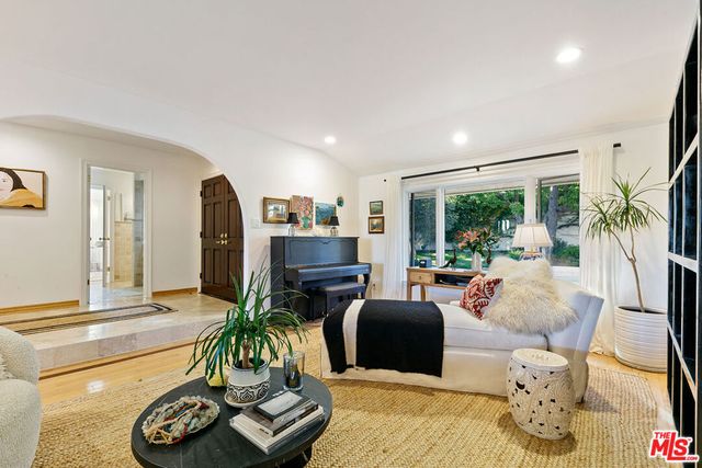 6120 Cavalleri Road, Malibu, CA 90265