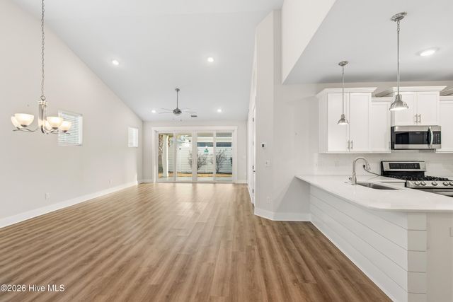 1535 Harbour Place Drive, Calabash, NC 28467