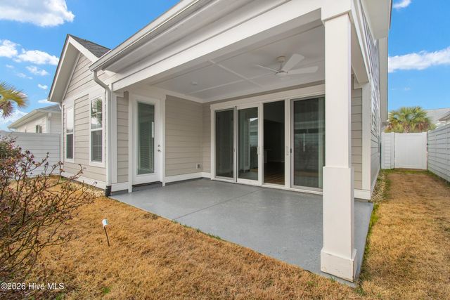 1535 Harbour Place Drive, Calabash, NC 28467