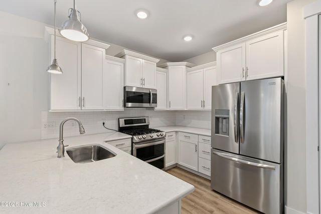 1535 Harbour Place Drive, Calabash, NC 28467