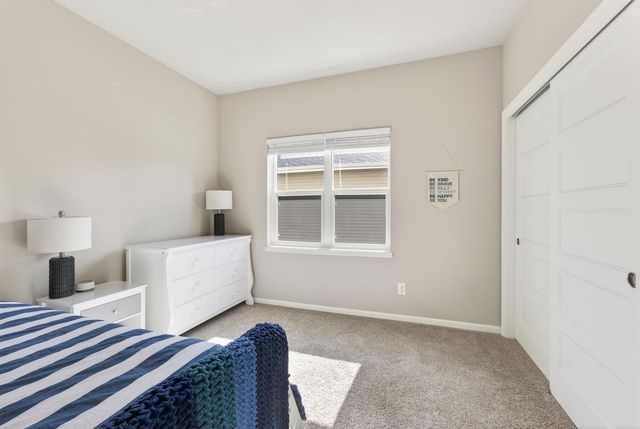 5371 LITTLE BLUESTEM Drive, Mcfarland, WI 53558