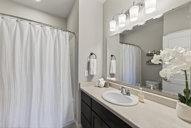 5371 LITTLE BLUESTEM Drive, Mcfarland, WI 53558