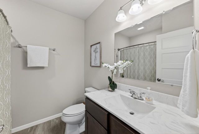 5371 LITTLE BLUESTEM Drive, Mcfarland, WI 53558