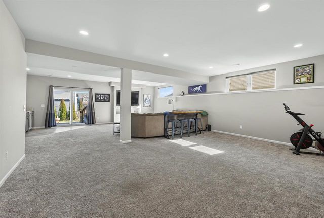 5371 LITTLE BLUESTEM Drive, Mcfarland, WI 53558