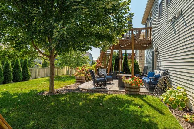 5371 LITTLE BLUESTEM Drive, Mcfarland, WI 53558