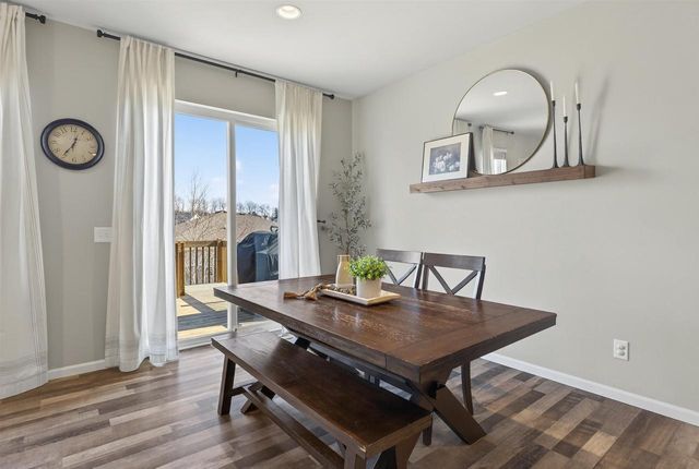 5371 LITTLE BLUESTEM Drive, Mcfarland, WI 53558