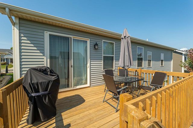 5371 LITTLE BLUESTEM Drive, Mcfarland, WI 53558