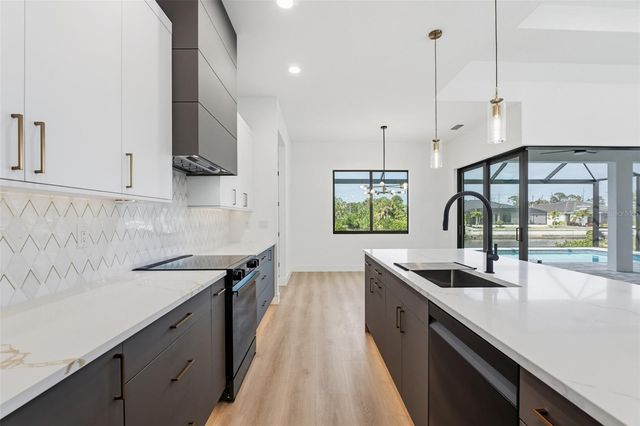 13192 WINDCREST DRIVE, Port Charlotte, FL 33953