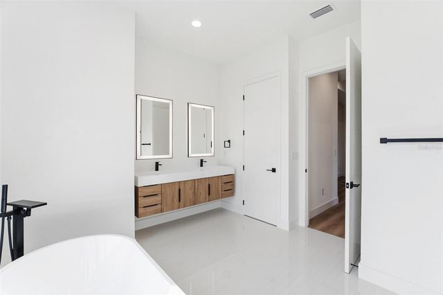 13192 WINDCREST DRIVE, Port Charlotte, FL 33953