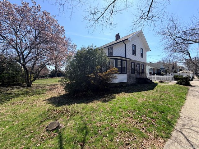 245 Woodbury Road, Hicksville, NY 11801