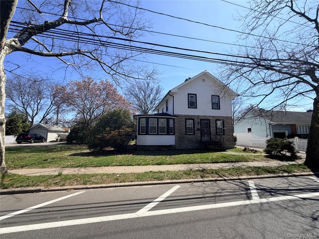 245 Woodbury Road, Hicksville, NY 11801