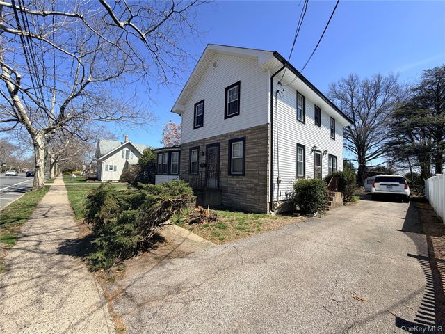 245 Woodbury Road, Hicksville, NY 11801