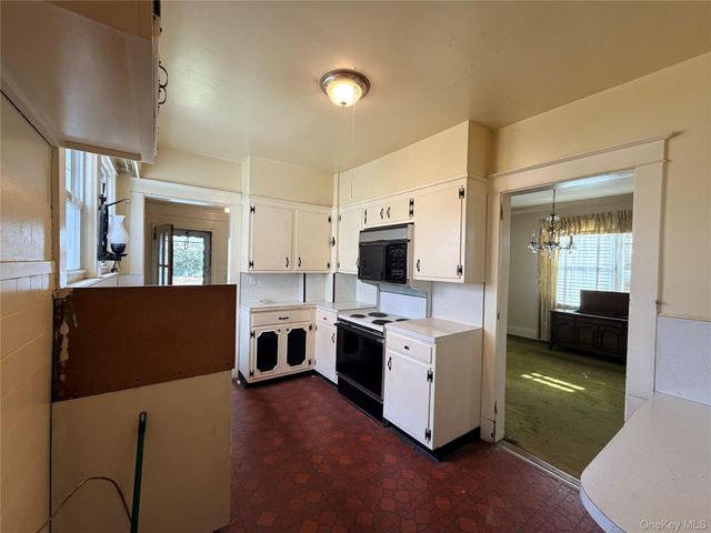 245 Woodbury Road, Hicksville, NY 11801
