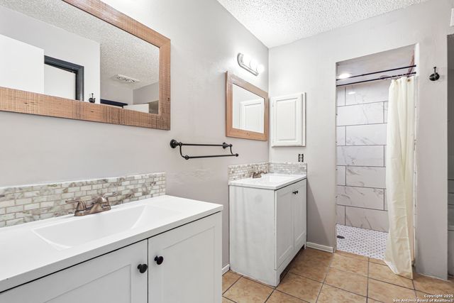 2533 Montebello, San Antonio, TX 78259