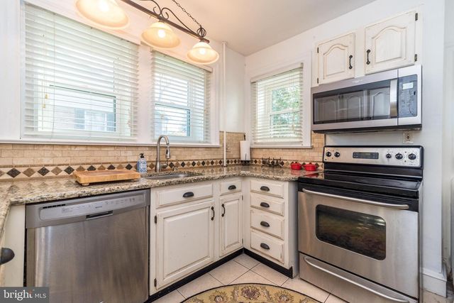 318 ROSEDALE DR, Pottstown, PA 19464