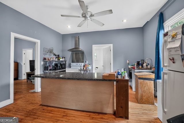 5 Spruce Street, Porterdale, GA 30014
