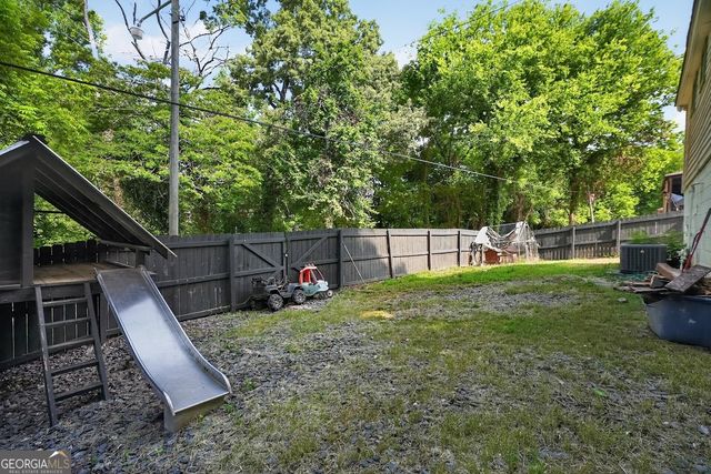 5 Spruce Street, Porterdale, GA 30014
