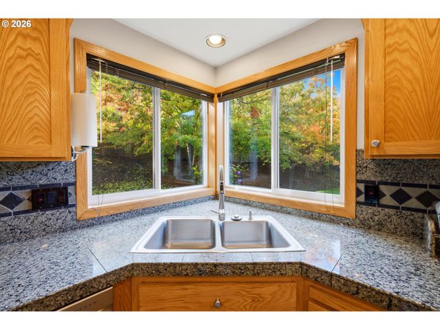 5385 Sw 208TH Ct, Beaverton, OR 97078