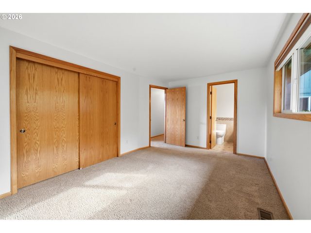 5385 Sw 208TH Ct, Beaverton, OR 97078