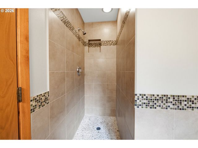 5385 Sw 208TH Ct, Beaverton, OR 97078
