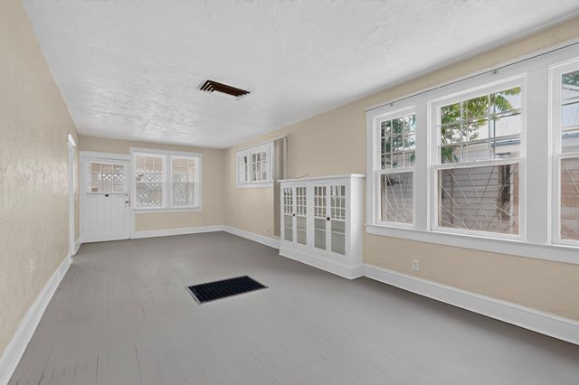 508 Marble Avenue NW, Albuquerque, NM 87102
